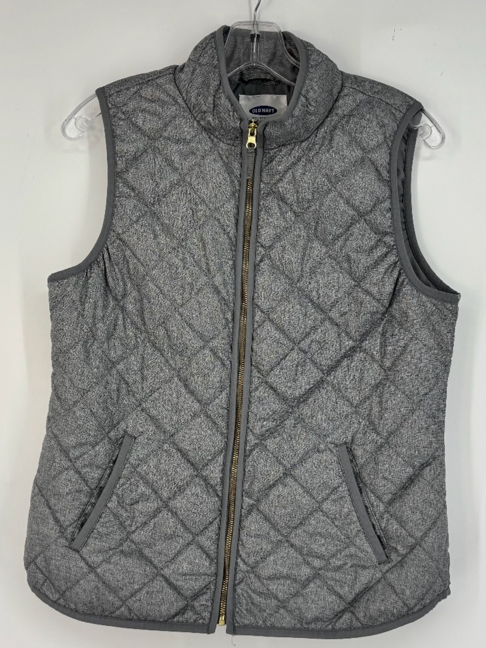 Old Navy Womens Medium Zip Front Puffer Vest Heather Gray Gold Tone Zip Pockets